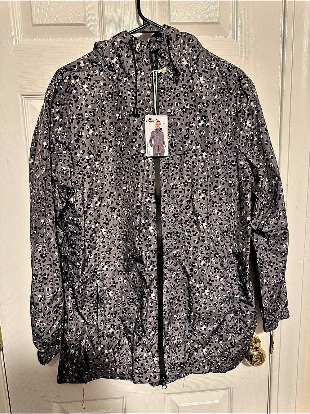 Crane Ladies Rain Jacket Leopard Print Rain Jacket Size Small NWT